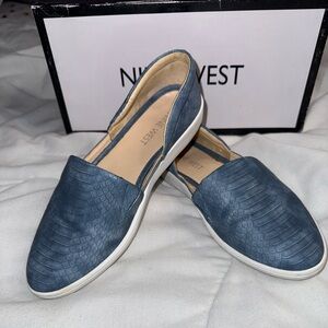 Nine West Textured Blue Loafers